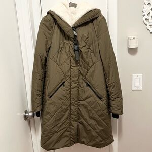 Creenstone Long Puffer Coat Women’s M 38 Olive Green Removable Faux Vest Winter